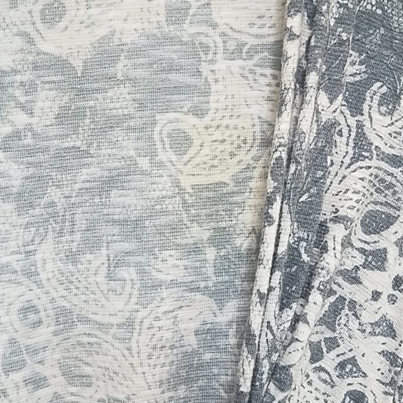 Top - Picture 3 of 5